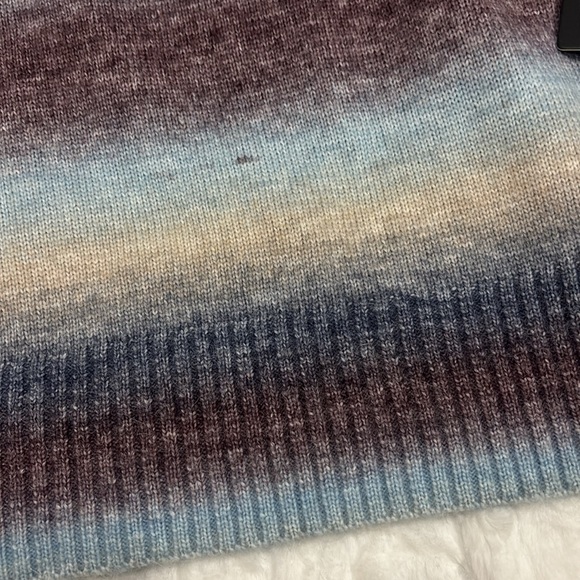 Weekend Ravi  Sweater Size Small . - Picture 9 of 15